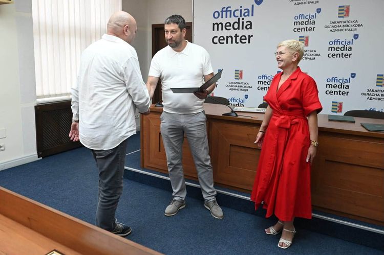 На Закарпатті відзначили найкращих працівників та керівників ЦНАПів