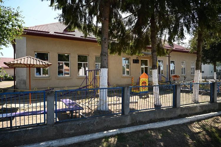 Гарячі обіди для 1200 школярів: як працює реформа харчування у Холмківській ТГ