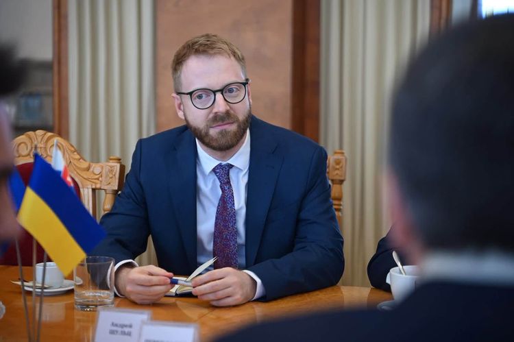 Очільник Закарпаття зустрівся із заступником голови Нацради Словаччини 