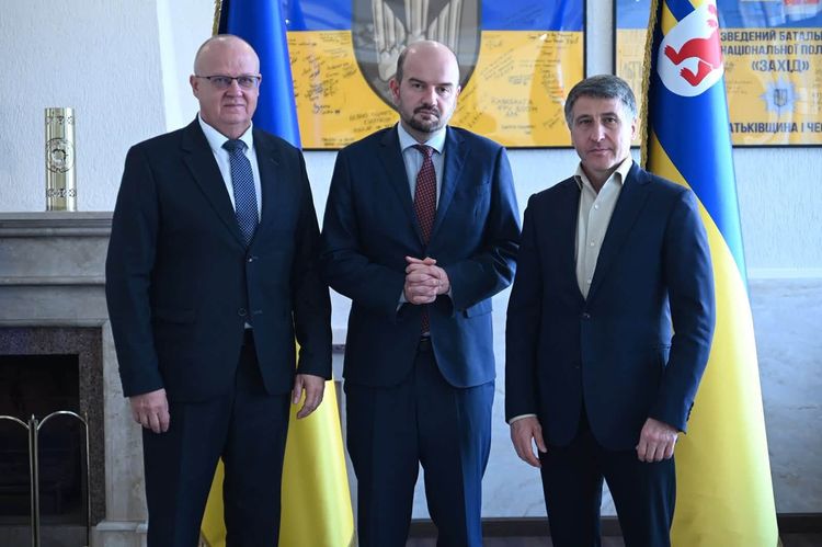 Очільник Закарпаття зустрівся із заступником голови Нацради Словаччини 