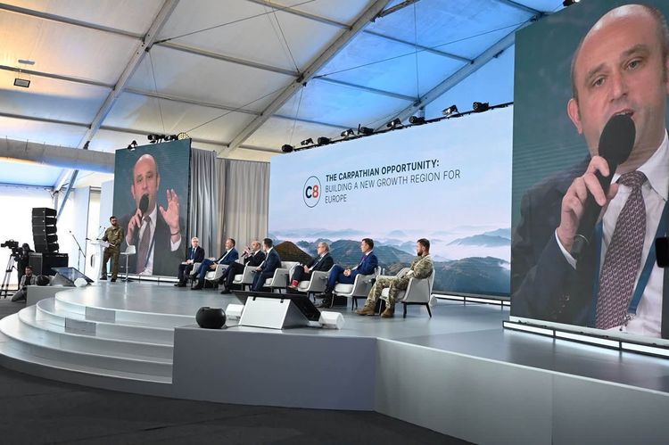 Під час Карпатського економічного форуму Мирослав Білецький розповів про розвиток інфраструктури, логістики й економіки регіону