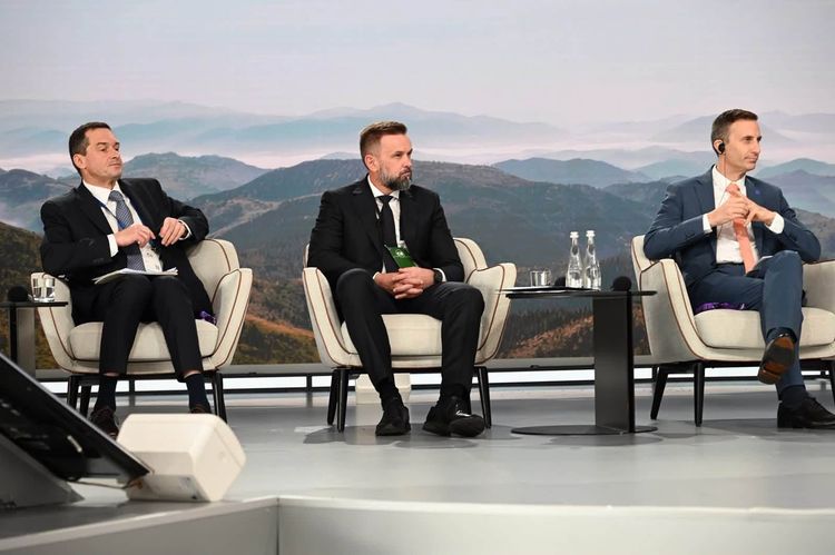 Під час Карпатського економічного форуму Мирослав Білецький розповів про розвиток інфраструктури, логістики й економіки регіону