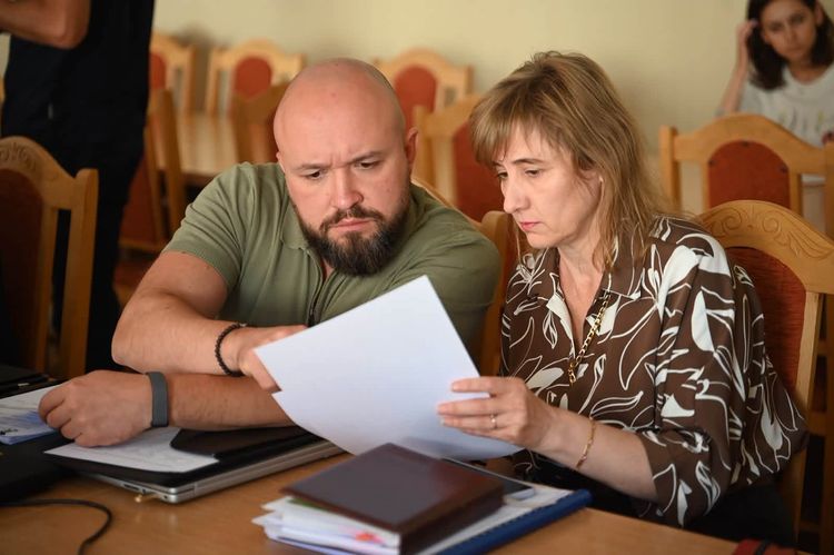 Очільник ОВА взяв участь у засіданні бюджетної комісії обласної ради