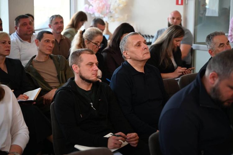 В Ужгороді провели семінар про економічну безбар’єрність та ветеранське підприємництво
