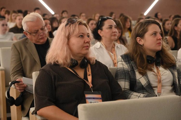 Синергія професій у збереженні здоров'я: міжнародна конференція в УжНУ