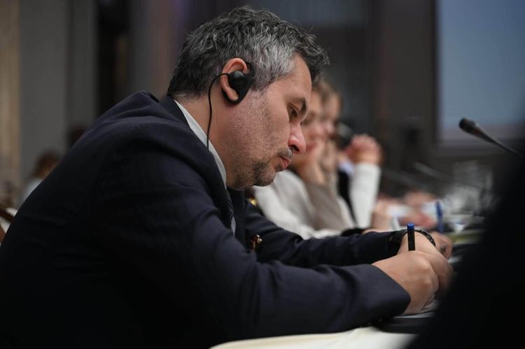 Захист прав нацспільнот Закарпаття в контексті євроінтеграції України розглянули під час круглого столу в Ужгороді