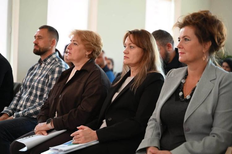 В Ужгороді провели семінар про економічну безбар’єрність та ветеранське підприємництво