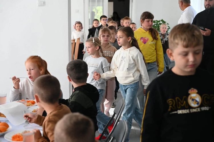 Гаряче харчування для всіх учнів організували у 10 школах Ставненської ТГ