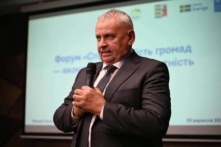 На Закарпатті відбувся форум «Спроможність громад – економічна самодостатність регіону»