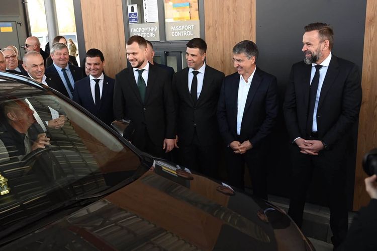 На Закарпатті відкрили новий ПП «Біла Церква – Сігету Мармацієй» на кордоні з Румунією