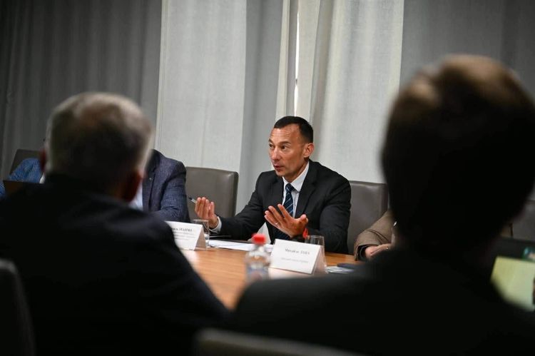 Василь Іванчо взяв участь у міжвідомчій нараді щодо розвитку індустріальних парків Закарпаття