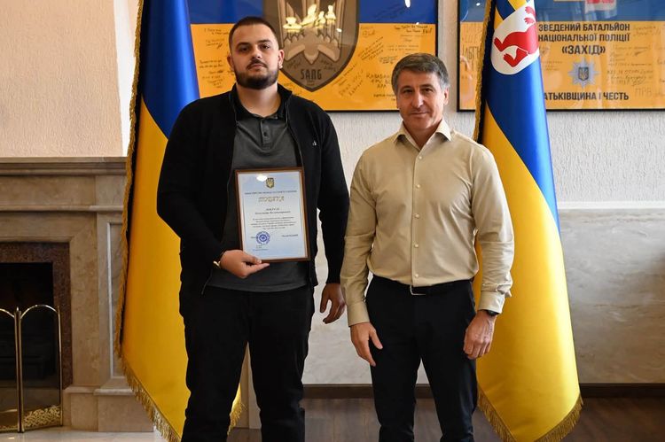 Мирослав Білецький вручив відзнаки молодіжним лідерам Закарпаття