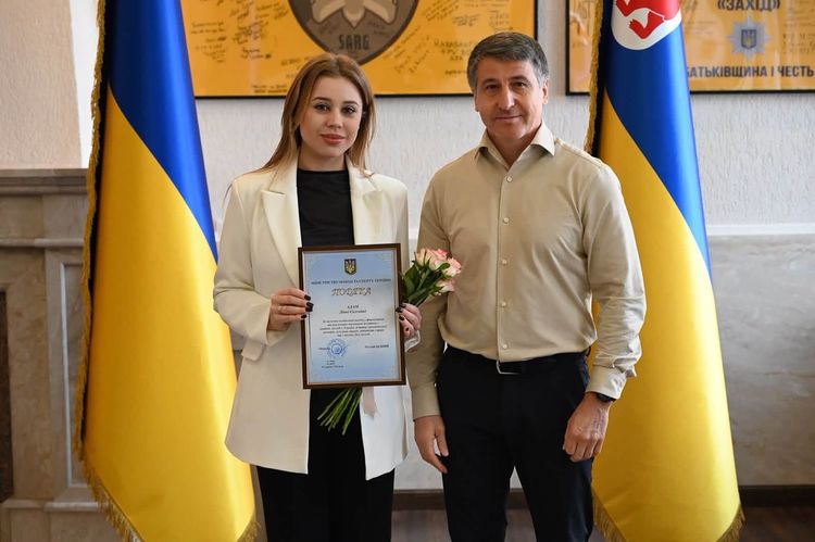Мирослав Білецький вручив відзнаки молодіжним лідерам Закарпаття