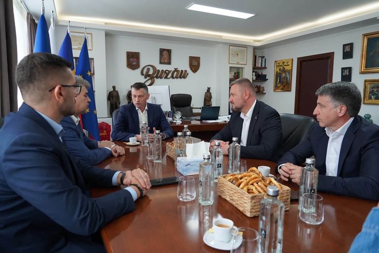 Голова ОВА відвідав румунський повіт Бузеу для розширення міжрегіональної співпраці
