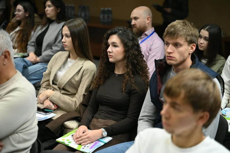 На Ужгородщині стартувала ІХ міжнародна науково-практична конференція з радіаційної онкології