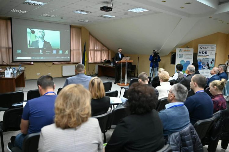 На Ужгородщині стартувала ІХ міжнародна науково-практична конференція з радіаційної онкології