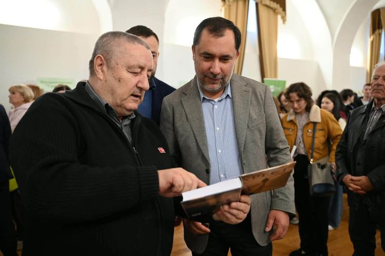 В Ужгороді відбувся масштабний «Книга-фесті 2026»