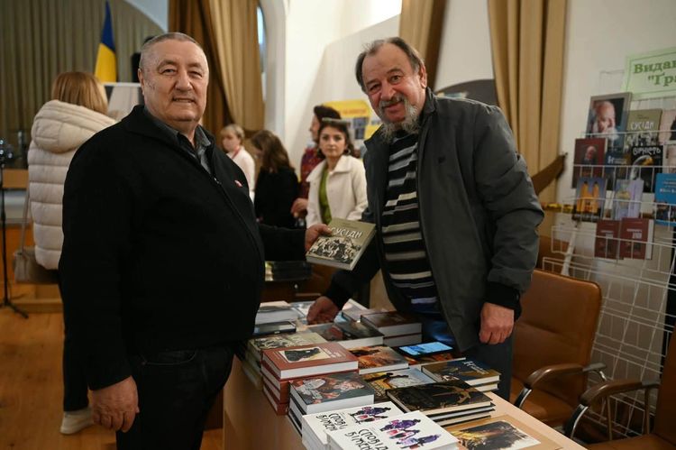 В Ужгороді відбувся масштабний «Книга-фесті 2026»