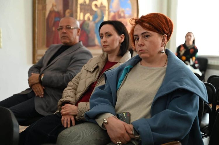 В Ужгороді в межах проєкту «Ти як?» відбулася лекція військового капелана Андрія Зелінського