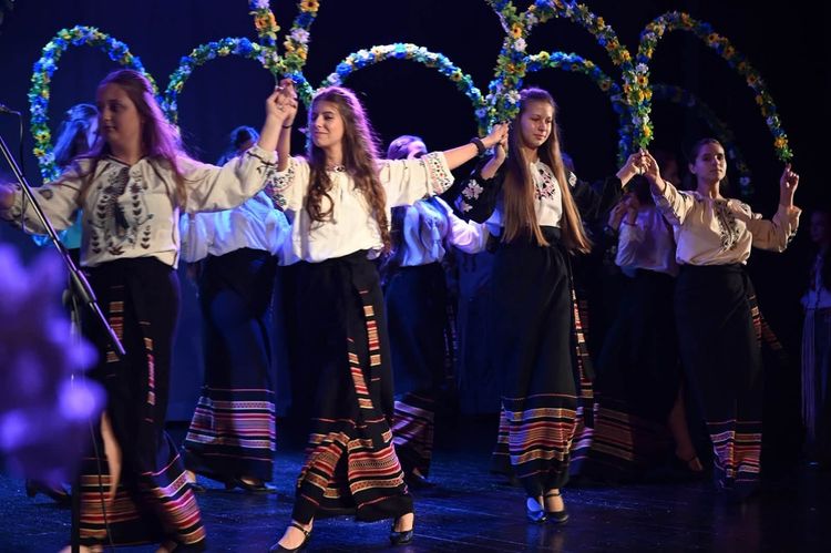 Хустський багатопрофільний ліцей №1 імені Івана Магули відзначив 70-річний ювілей