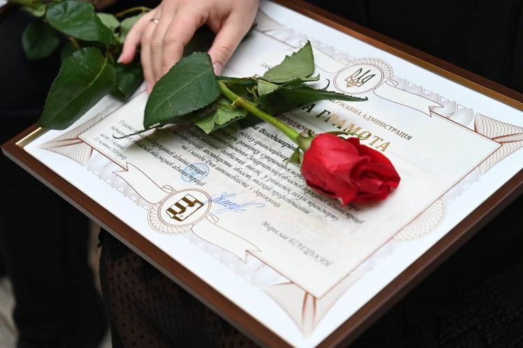 У Закарпатській ОВА відбулися урочистості до Дня автомобіліста і дорожника