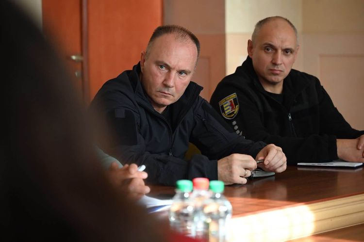 На Закарпатті обговорили готовність автомобільних доріг до осінньо-зимового періоду