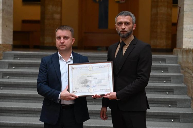 У Закарпатській ОВА відбулися урочистості до Дня автомобіліста і дорожника