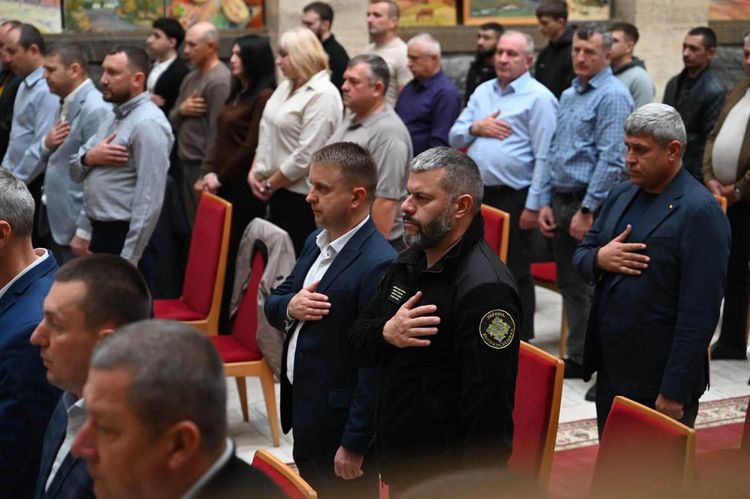 У Закарпатській ОВА відбулися урочистості до Дня автомобіліста і дорожника