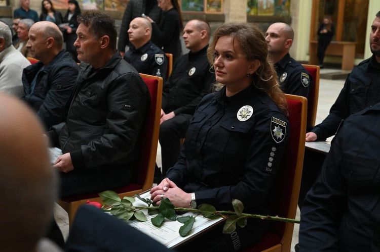 У Закарпатській ОВА відбулися урочистості до Дня автомобіліста і дорожника