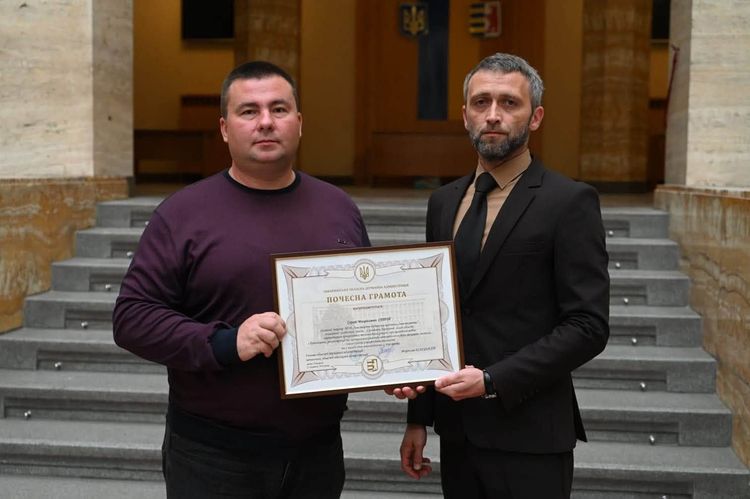 У Закарпатській ОВА відбулися урочистості до Дня автомобіліста і дорожника