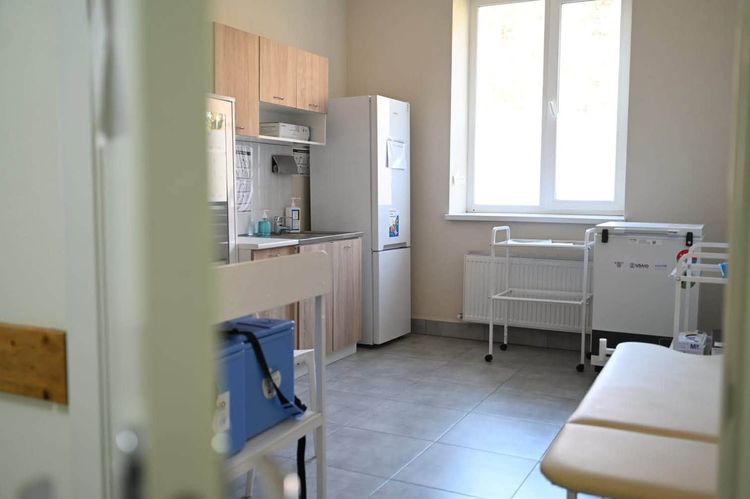 Сонячні панелі забезпечують безперебійну роботу двох амбулаторій у Тур’є-Реметівській ТГ