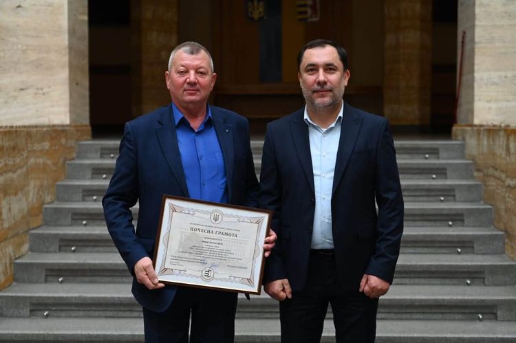 У Закарпатській ОВА відбулися урочисті збори до Дня працівника соціальної сфери