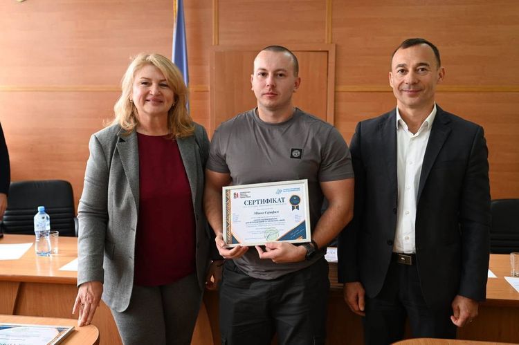 У Мукачеві вручили сертифікати випускникам «Школи ветеранського підприємництва»