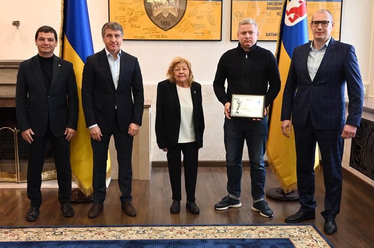 На Закарпатті відзначили переможців Всеукраїнського рейтингу «Сумлінні платники податків – 2025»