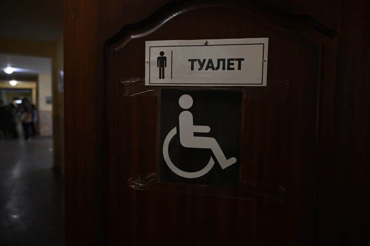 Один день з амбасадоркою Юліанною Дичкою: від Ради безбар’єрності до моніторингу об’єктів у Королеві