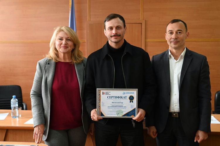 У Мукачеві вручили сертифікати випускникам «Школи ветеранського підприємництва»
