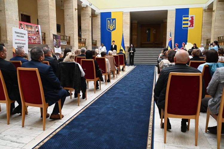 У Закарпатській ОВА відбулися урочисті збори до Дня працівника соціальної сфери