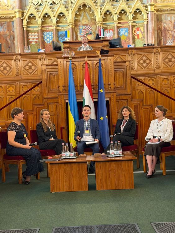 Представники Закарпаття взяли участь у молодіжному саміті «NOVAdays 2026» в Угорщині