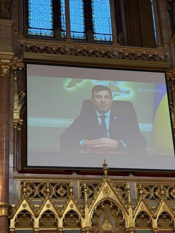 Представники Закарпаття взяли участь у молодіжному саміті «NOVAdays 2026» в Угорщині