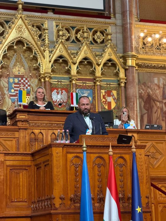 Представники Закарпаття взяли участь у молодіжному саміті «NOVAdays 2026» в Угорщині